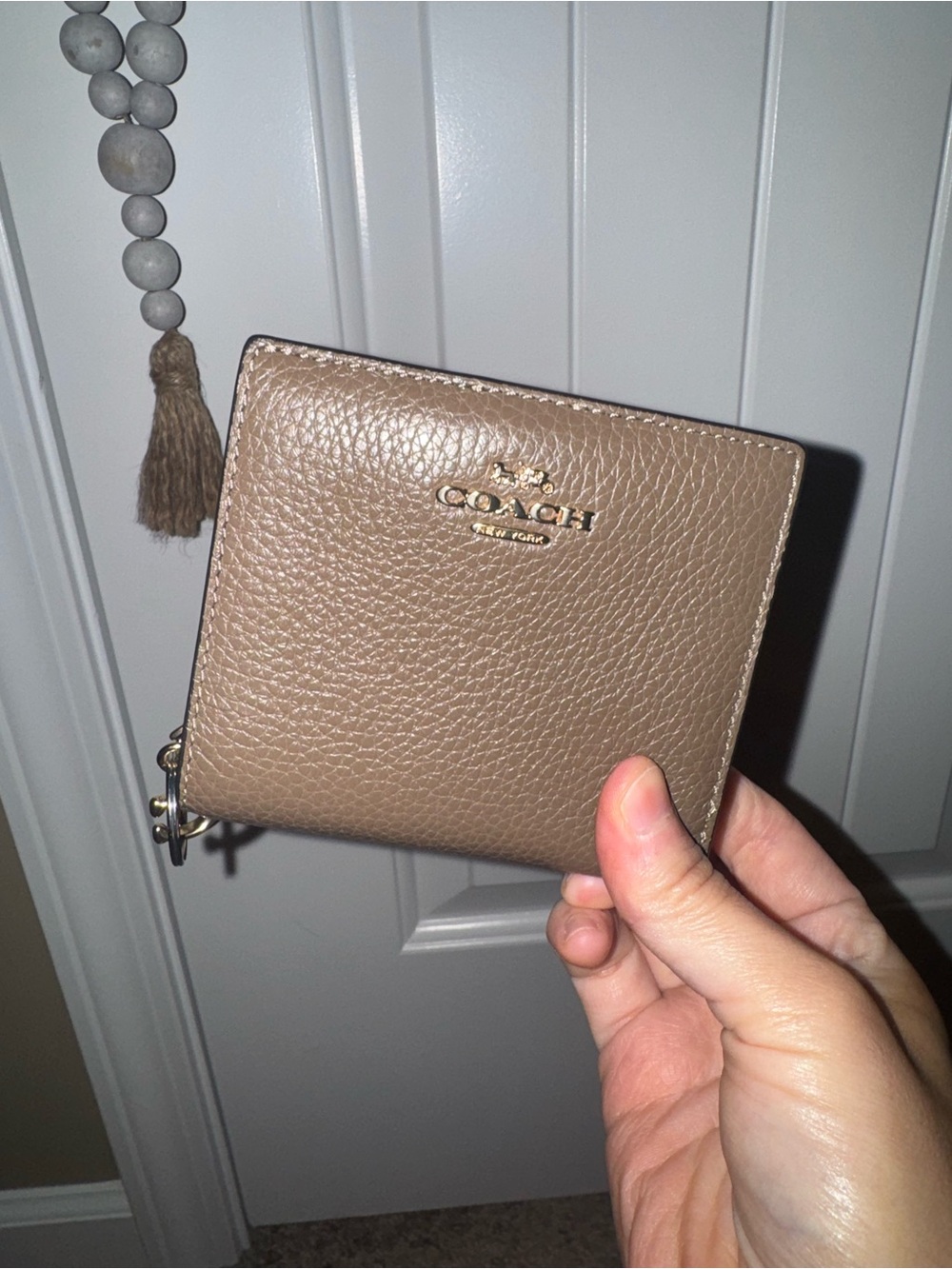 Coach Compact Pebbled Leather snap Wallet in Taupe Brown